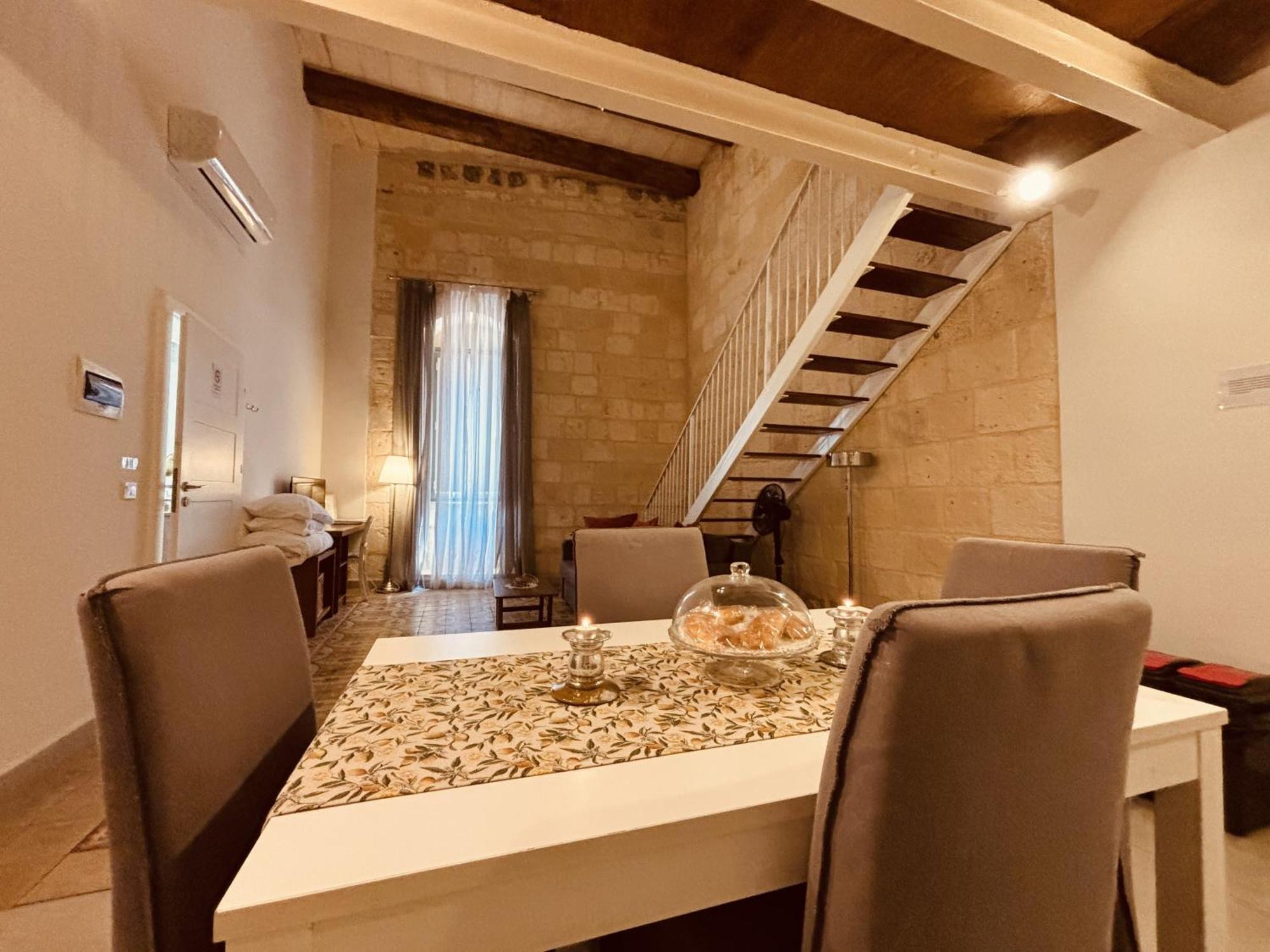 Ferienwohnung Casa Cara Vittoriosa Exterior foto